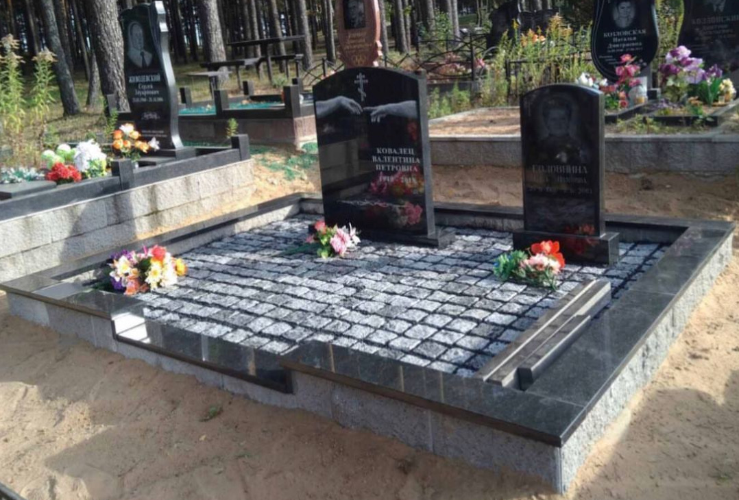 Укладка брусчатки на участке